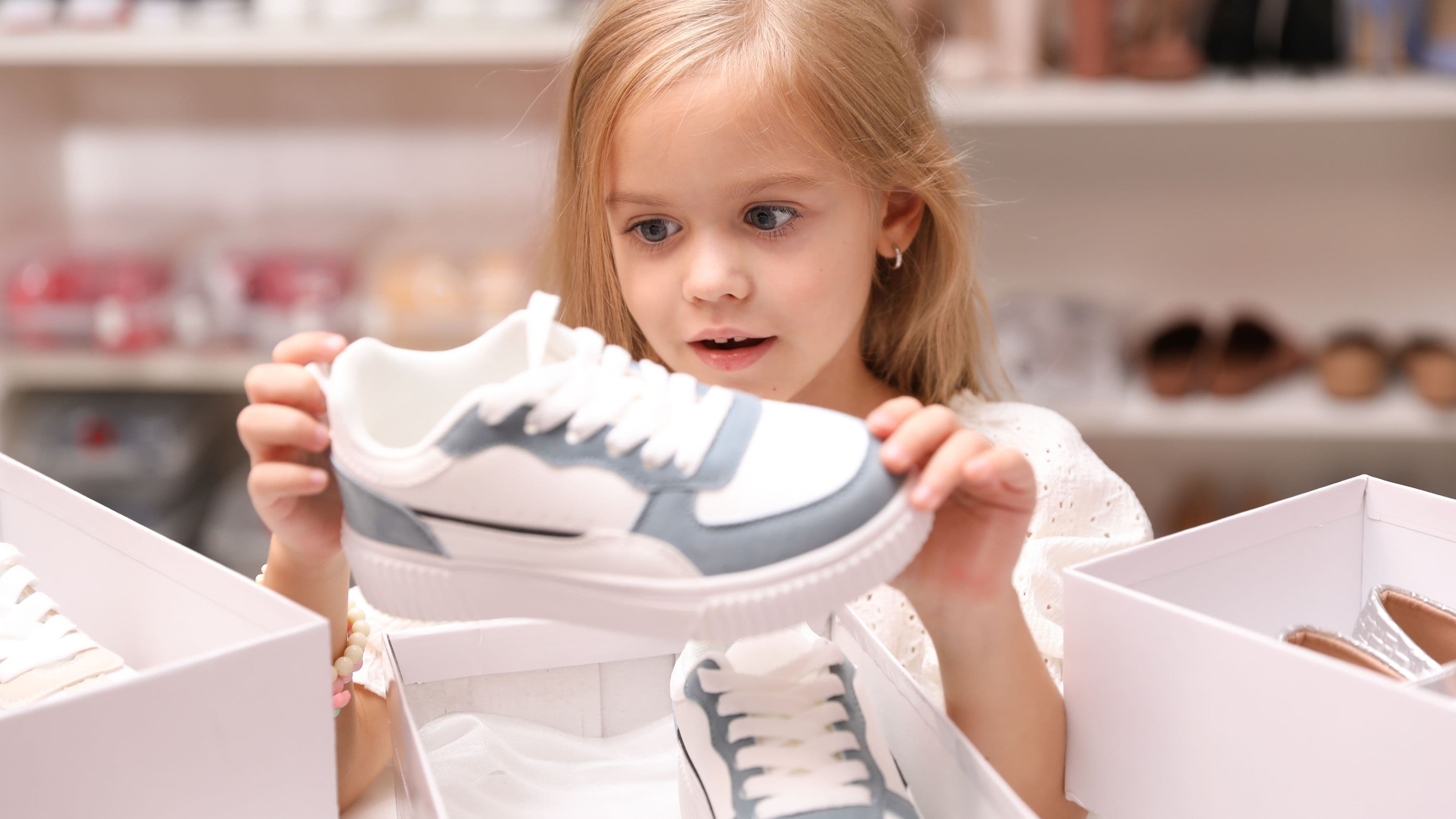 Top 10 Best Online Shoe Stores for Comfort, Style & Easy Returns